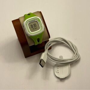 Garmin forerunner 10 (excellent condition)